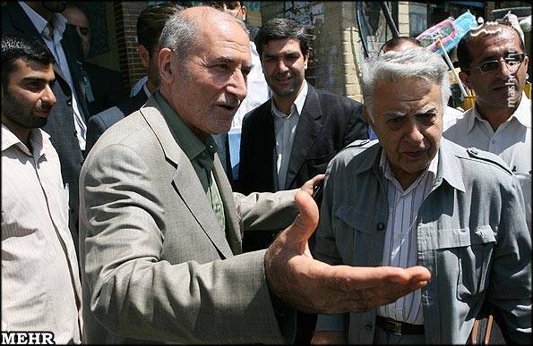 پشتپرده دیدار اعضای یک گروهک برانداز با رئیسجمهور چه بوده است؟ / تئوری پردازی خط «عبور از پزشکیان» توسط گروهک نهضت آزادی