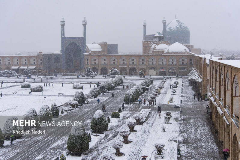 نخستین برف زمستانی در نصف جهان