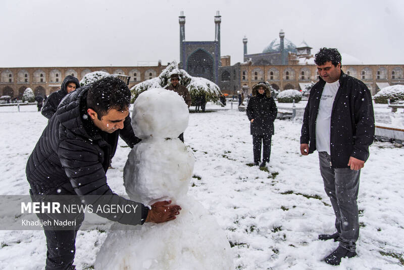 نخستین برف زمستانی در نصف جهان
