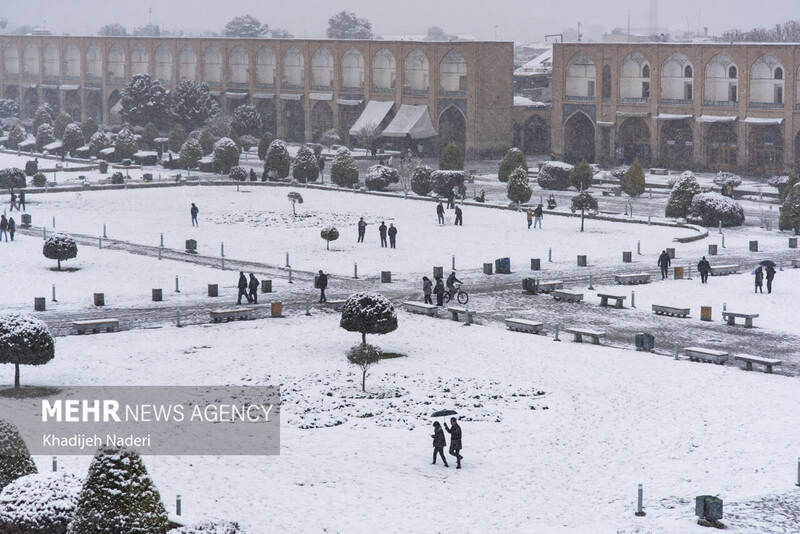 نخستین برف زمستانی در نصف جهان