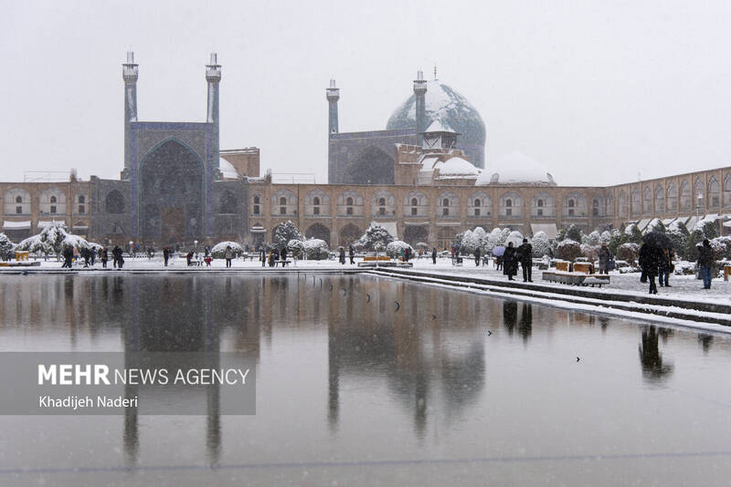 نخستین برف زمستانی در نصف جهان
