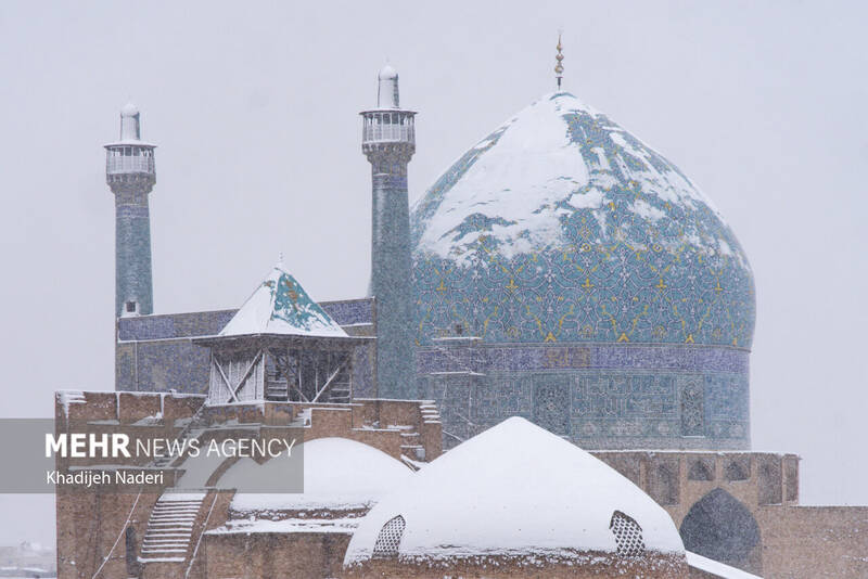 نخستین برف زمستانی در نصف جهان