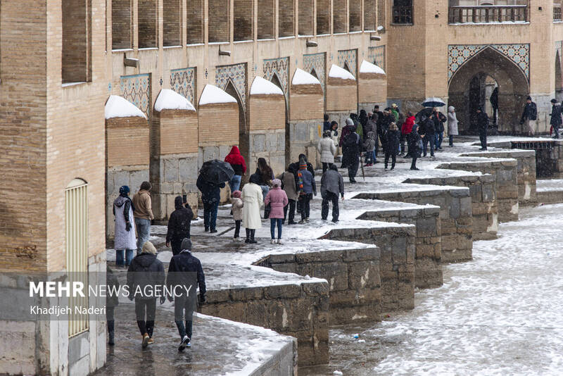 نخستین برف زمستانی در نصف جهان
