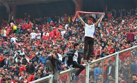 ابداع یک قانون به‌خاطر هواداران تراکتور و پرسپولیس!