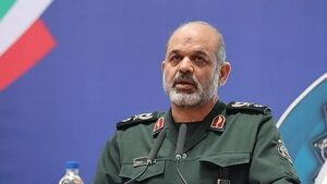 سردار وحیدی: تولید تسلیحات ایران لحظه‌ای متوقف نشده است