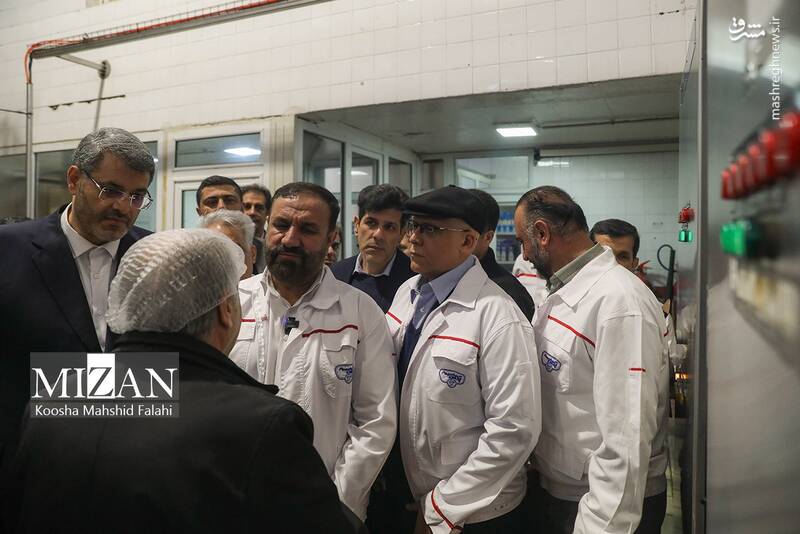 عکس/ بازدید دادستان تهران از شرکت صنایع شیر ایران عکس/ بازدید دادستان تهران از شرکت صنایع شیر ایران