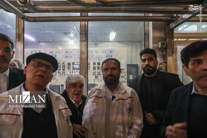 عکس/ بازدید دادستان تهران از شرکت صنایع شیر ایران عکس/ بازدید دادستان تهران از شرکت صنایع شیر ایران