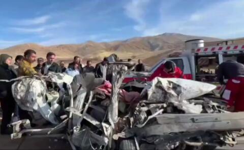 برخورد ۲ تریلی با یک پراید در ارومیه با ۴ فوتی