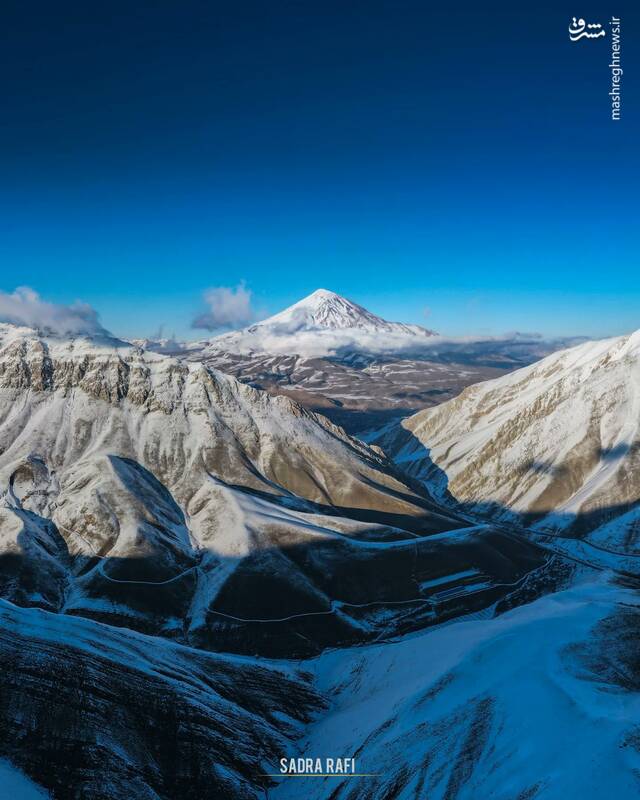 دماوند باشکوه در آغوش برف