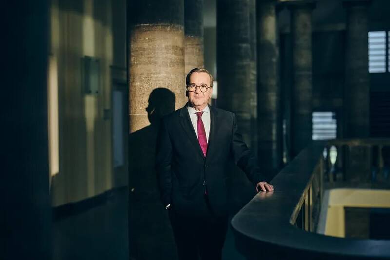 آلمان،اروپا،اوكراين،ناتو،دفاع،ايالات،متحده،وزير،پوتين،جنگ،صل ...