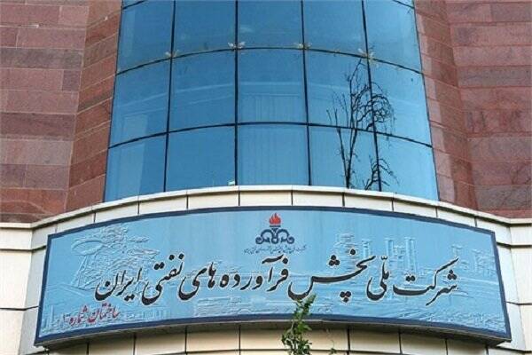 عرضه بنزین سوپر وارداتی از چهارم دی، با استقرار خودروهای سوخت‌رسان در تهران