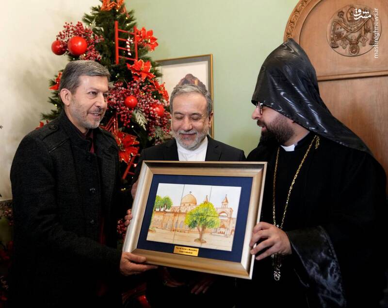 حضور عراقچی در کلیسای وانک اصفهان+ عکس