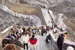 دیوار چین یخ زد!