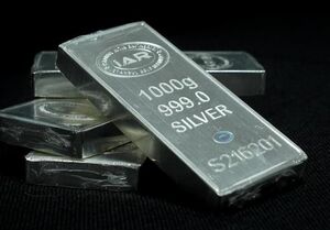 قیمت جهانی نقره بازهم رکورد زد