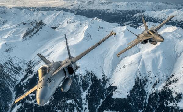 سوئيس،ارتش،نظامي،افزايش،كشور،بودجه،جنگ،تهديدات،دفاعي،فاصله،د ...