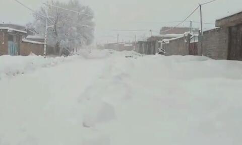 بارش ۶۰ سانتی برف در یکی از روستاهای چهارمحال