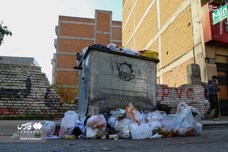 عکس / رهاشدگی زباله در خیابان‌های ساری