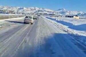 فیلم / یخبندان شدید در مسیر کرمانشاه به سنندج