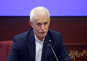 اسبقیان: افتخار می‌کنم سرمربی تیم ملی ایرانی است / مدیر باید صبور باشد