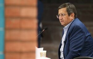 همتی: به مردم قول می‌دهم بازار ارز به ثبات برسد