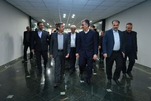 حضور همتی در بانک مرکزی