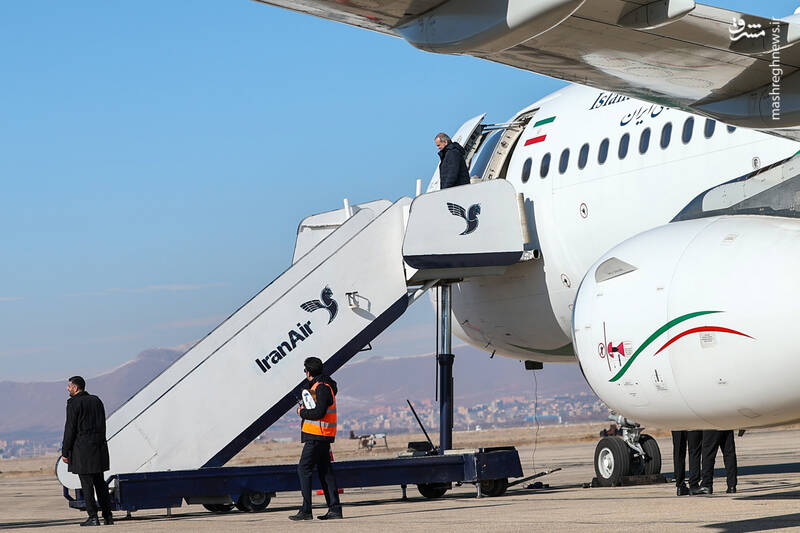 عکس / ورود رئیس جمهور به شهرکرد