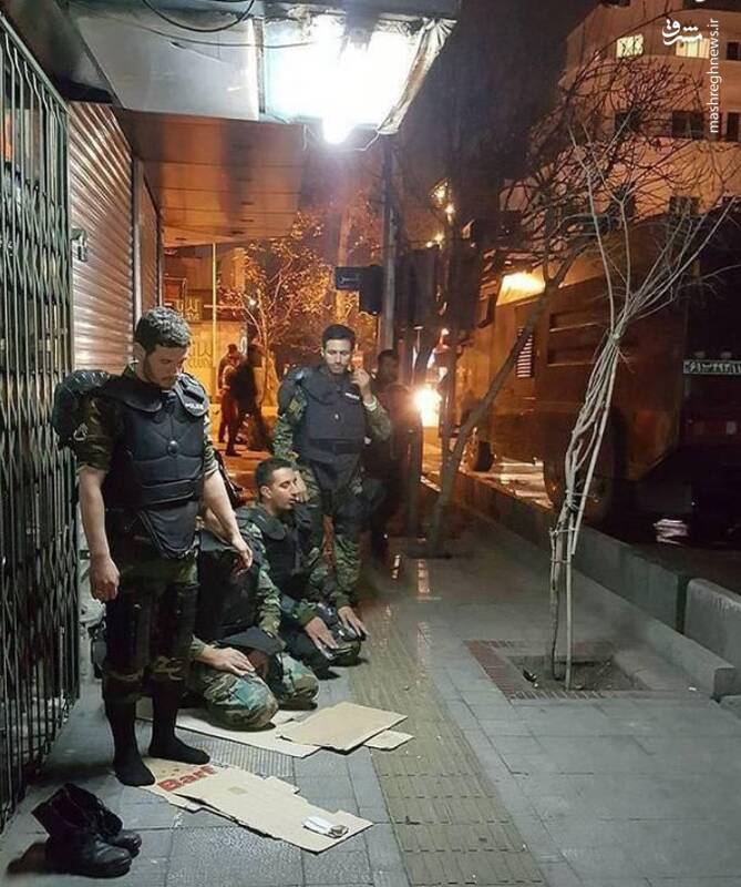 تصویری متفاوت از ماموران نیروی انتظامی در خیابان!