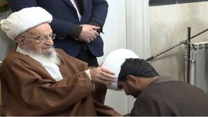 عمامه گذاری طلاب جوان قم در روز میلاد امام علی(ع)