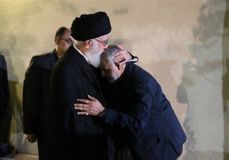 ۱۳ جمله از رهبر انقلاب درباره حاج قاسم