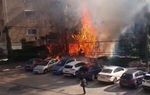 آتش‌سوزی خیابانی در حیفا