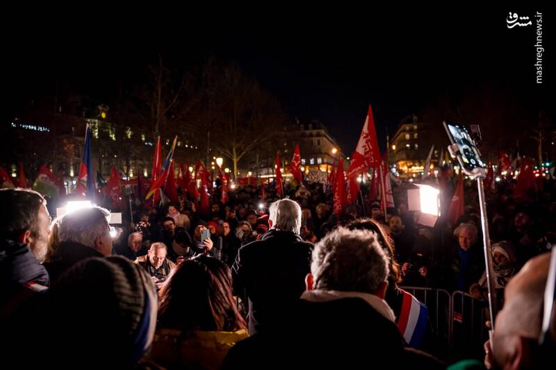 عکس/ حضور نماینده پارلمان فرانسه در تجمع حمایت از ونزوئلا