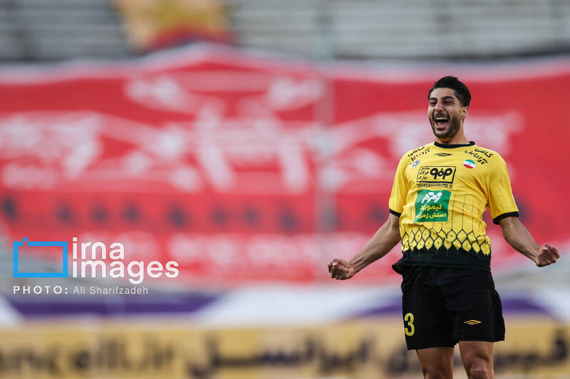 جدال سپاهان و تراکتور برای جذب ستاره لژیونر