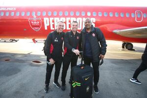 کاروان پرسپولیس راهی قطر شد؛ دو بازیکن در تهران ماندند