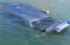 فیلم/ سقوط مرگبار خودرو به داخل سد مهاباد