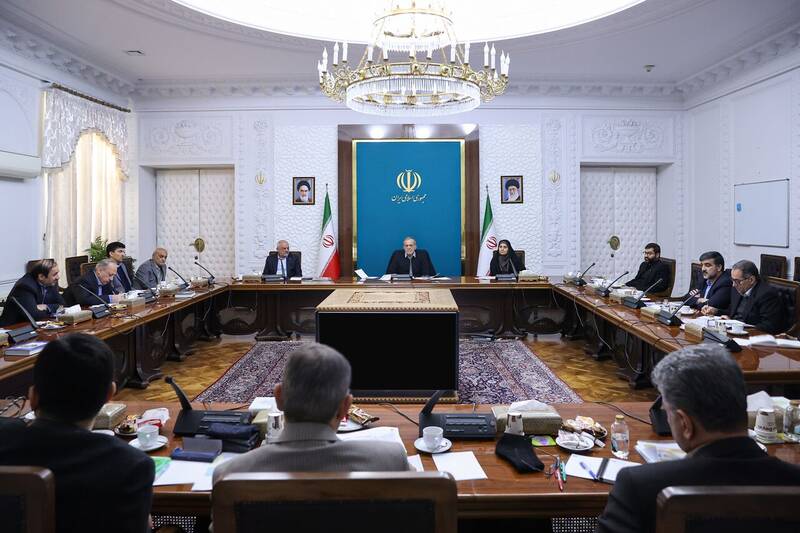 قاچاق،سوخت،مصرف،برخورد،وزارت،پزشكيان،توزيع،مبارزه،وضعيت،موجو ...