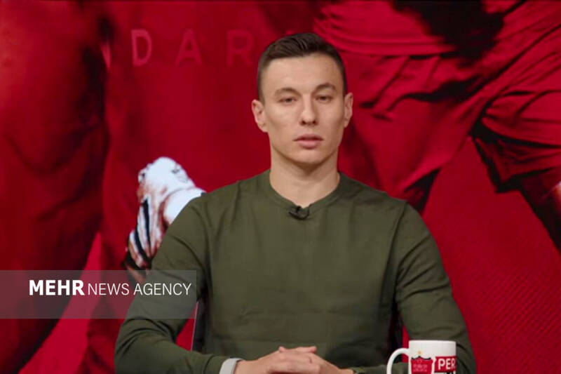 سرگیف: با ارونوف برای آمدن به پرسپولیس مشورت کردم