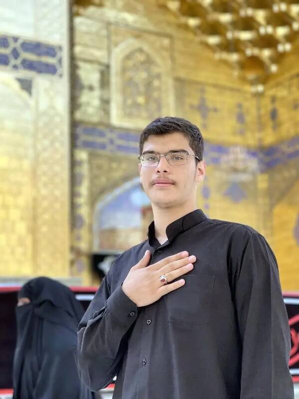 سربازی که مداح شهیدان شد