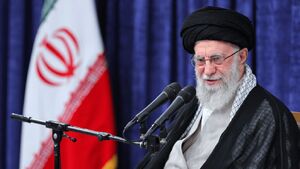 انتشار بیانات رهبر انقلاب درباره اقدامات تا دقایقی دیگر