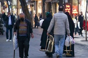 وضعیت بازارهای تهران طی دیروز و امروز؛ مغازه‌ها باز هستند