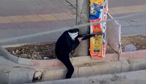 باید به سر شلیک کنی! + ویدئو | مواد مصرف می کردم تا نترس شوم | اعترافات یک اغتشاشگر بعد از دستگیری