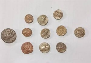 قاچاقچی سکه‌های طلا در دام پلیس راه‌آهن