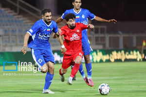پاتک دوباره فولاد به استقلال؛ گل‌محمدی مدافع حاشیه‌ساز را می‌خواهد