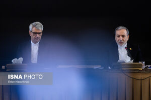 عراقچی: بعید می‌دانم آمریکا آماده مذاکره‌ منصفانه و عادلانه باشد