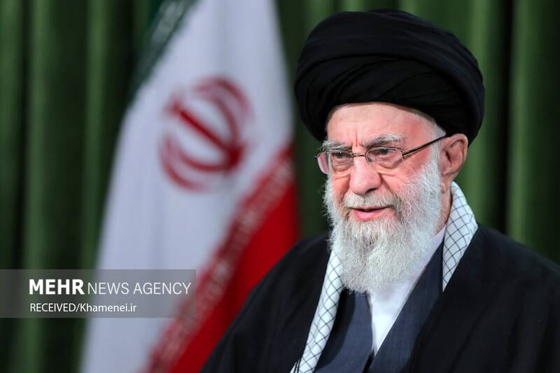 توسعه در عصر آیت‌الله خامنه‌ای و الزامات جهان جدید