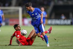 دیدار استقلال و تراکتور به تعویق خواهد افتاد