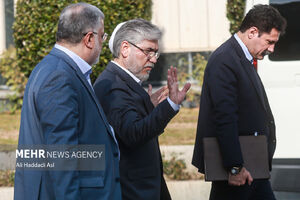 سیمایی صراف: هیچ کس در دانشگاه‌ها کشته نشده است