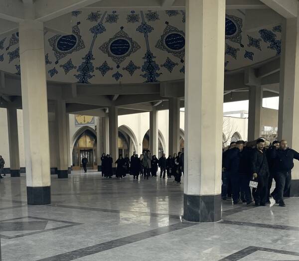 اغتشاشگرها او را کشتند، چون مغازه‌اش را نبست