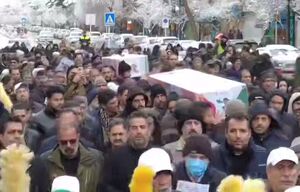 تشییع شهدای امنیت در هوای برفی مشهد