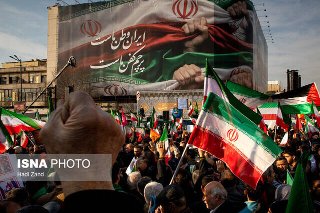 سیل هشدارها به ترامپ درباره تنشآفرینی علیه ایران