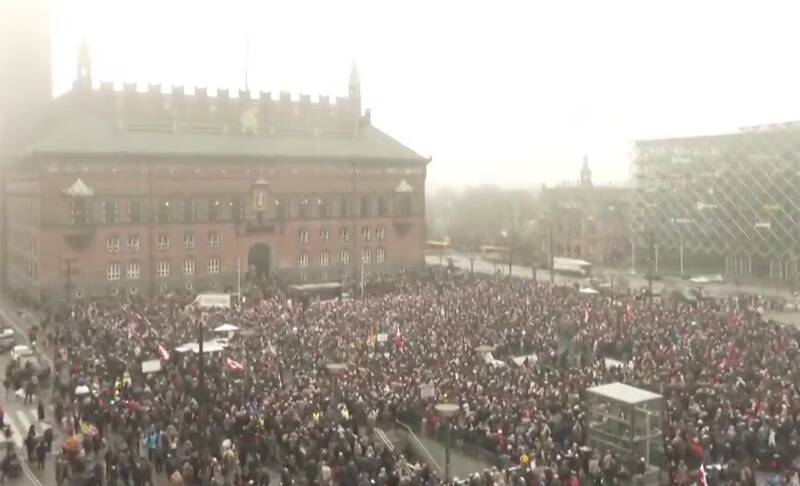  تجمع ضد آمریکایی دانمارکی‌ها